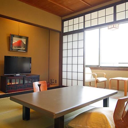 Choraku Ryokan Kobe Exterior photo