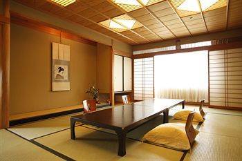 Choraku Ryokan Kobe Exterior photo