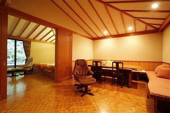 Choraku Ryokan Kobe Exterior photo